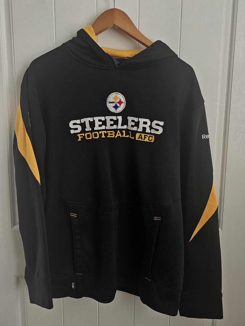 ONFIELD REEBOK Pittsburgh Steelers Mens Pullover Hooded Sweatshirt